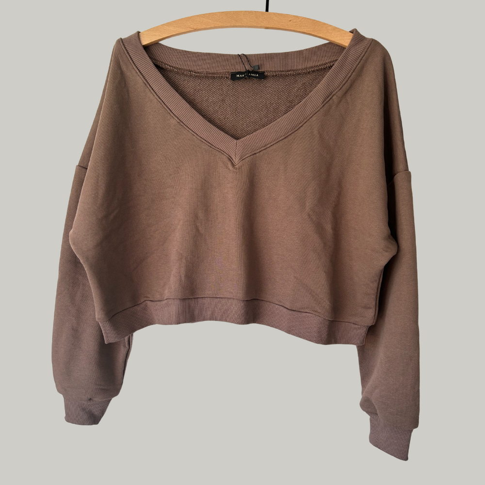 V- neckline